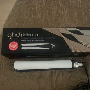 ghd platinum+ 1” hair straightener